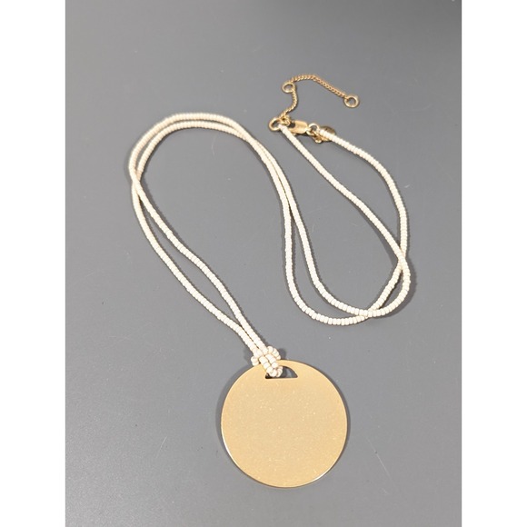 Madewell Gold Tone Round Pendant Cream Beaded Necklace Boho Chic Long 30 in - Picture 2 of 9